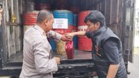Sebanyak 5 Ton Solar Ilegal Berhasil Diamankan Satreskrim Polresta Banyuwangi