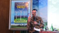 Hadiri Peluncuran Buku Karya Arcandra Tahar, Dirut PLN: “Sangat Strategis dan Mudah Dimengerti”