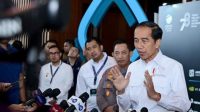 Gangguan LRT, Presiden Jokowi: Kekurangan akan Kita Evaluasi dan Perbaiki
