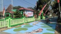 Kolam Ikan Koi Sepanjang 70 Meter Di Letakkan Di Depan Balai Desa Tulungrejo Trucuk