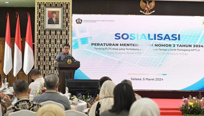 Dukung Pengembangan EBT di Indonesia, PLN Siap Jalankan Permen ESDM Nomor 2 Tahun 2024 terkait PLTS Atap
