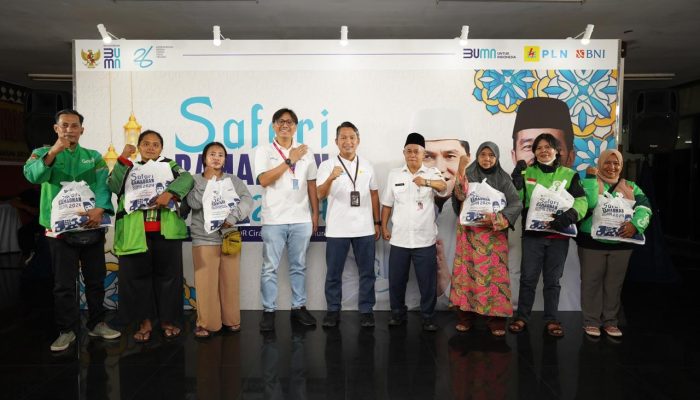 Safari Ramadan, PLN dan BNI Hadirkan 1.500 Paket Sembako Murah untuk Ojol