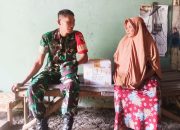 Menjelang Idul Fitri 1445 H, Babinsa Koramil 09/Sumberrejo Bojonegoro berbagi Bingkisan di Desa Pekuwon