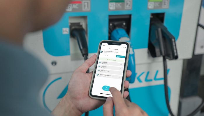 Dirut PLN Lakukan Inspeksi SPKLU Jalur Mudik, Pastikan 1.299 Unit Se-Indonesia Siaga Layani Pengguna Mobil Listrik