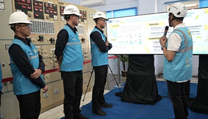 Kunjungi GITET 500 kV Pedan, Dirut PLN Pastikan Kesiapan Sistem Kelistrikan Jawa-Madura-Bali Untuk Layani Lebaran