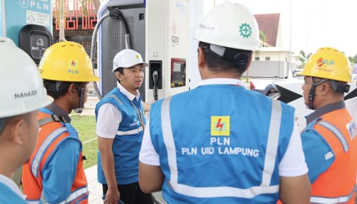 Dukung Kelancaran Arus Mudik, Fasilitas SPKLU PLN di Sumatra Mendapat Sambutan Positif