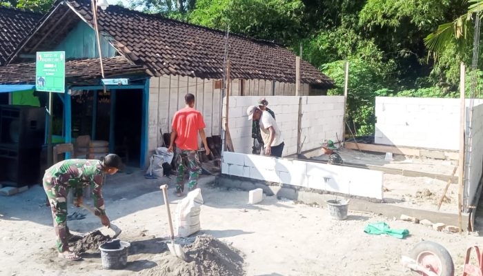 TMMD 120 Kodim Bojonegoro di Tambakrejo, Rehab 12 Unit RTLH