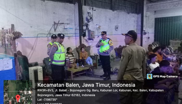 Kapolsek Balen Iptu Sri Windiarto SH, Laksanakan Patroli di Warung dan Cafe, Tindak Lanjuti Arahan Kapolres Bojonegoro