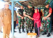 Tinjau Sasaran TMMD 120 Kodim Bojonegoro, Tim Wasev Mabesad Bagikan Sembako