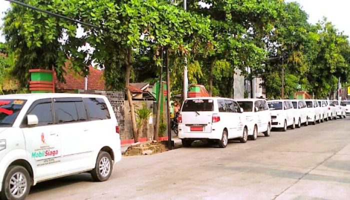Pengumpulan Mobil Siaga di Depan Kecamatan Kedungadem, Ini Penjelasan Ketua AKD