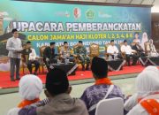 CJH Bojonegoro Diberangkatkan dari Pendopo Malowopati, Pj Bupati: Semoga Diberi Kelancaran dalam Beribadah  
