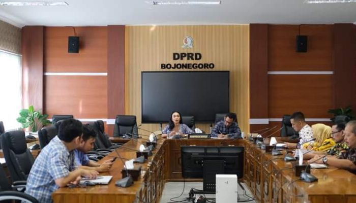 Komisi B DPRD Bojonegoro Gelar Audiensi, Guna Sikapi Kelangkaan LPG dan Air