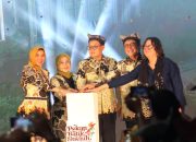 Pj Gubernur Jatim Apresiasi Pekan Batik Daerah yang Digelar Bojonegoro, Jadi Sarana Pemersatu Bangsa