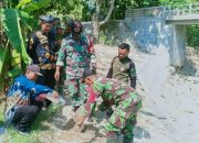 Lestarikan Lingkungan, Satgas TMMD 120 Kodim Bojonegoro dan Masyarakat Hijaukan Bantaran Sungai Napis