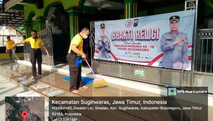 Kapolsek Sugihwaras Pimpin Giat Bhakti Religi Guna Menyambut HUT Bhayangkara ke-78