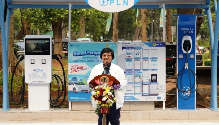 Dukung Penggunaan Energi Ramah Lingkungan, PLN-KLHK Resmikan SPKLU Hingga Konvoi Motor Listrik