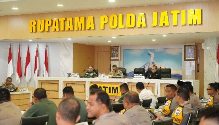 Mayjen TNI Rafael Terjunkan Ribuan Personil, Amankan Peringatan 1 Suro dan Suron Agung