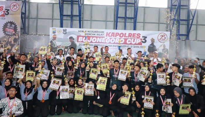Kapolres Bojonegoro Cup 3 Resmi di Tutup, AKBP Mario Prahatinto : Kita Semua Bersaudara