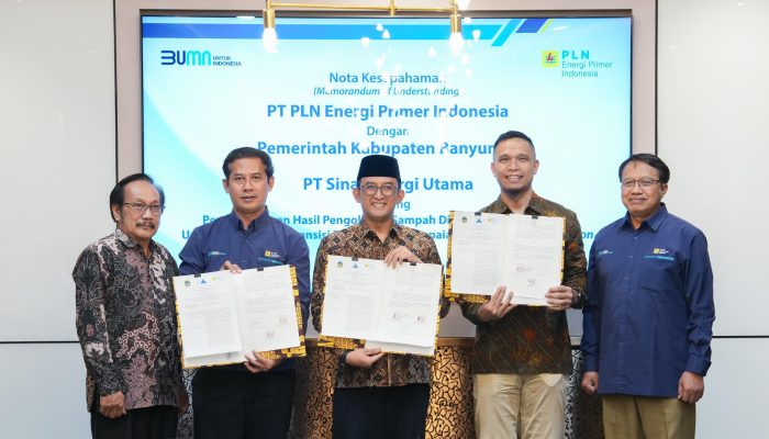 PLN Kolaborasi dengan Pemda Banyumas Manfaatkan Sampah untuk Co-firing PLTU