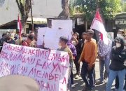 Tergabung, Aktivis Lamongan Gruduk Gedung DPRD Tuntut Segera Tindak Tegas Dinas Sosial