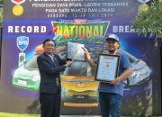 Catatkan Rekor MURI! _Charging_ Mobil Listrik Terbanyak di Satu Lokasi, Kolaborasi PLN-Komunitas WEVI di Bandung