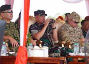 Panglima TNI Jenderal TNI Agus Subiyanto Tinjau Penerjunan di Baturaja