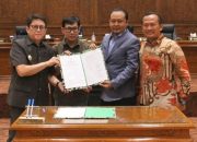 Pj Bupati Bojonegoro Sampaikan Raperda P-APBD 2024 di Rapat Paripurna DPRD