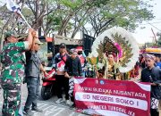 Babinsa Koramil 24/Temayang Bojonegoro bersinergi Kawal Pawai Karnaval Tingkat SD dan MI se- Kecamatan