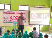 Polisi Sidoarjo Bersama Pelajar Deklarasikan Stop Bullying