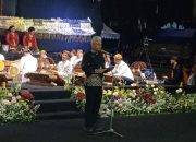 Lestarikan Kesenian Tradisional, Pemkab Bojonegoro Gelar Wayang Kulit di Alun-alun