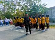 Babinsa Jamberejo Koramil Kedungadem Bojonegoro berikan Pengamanan Jalan Sehat