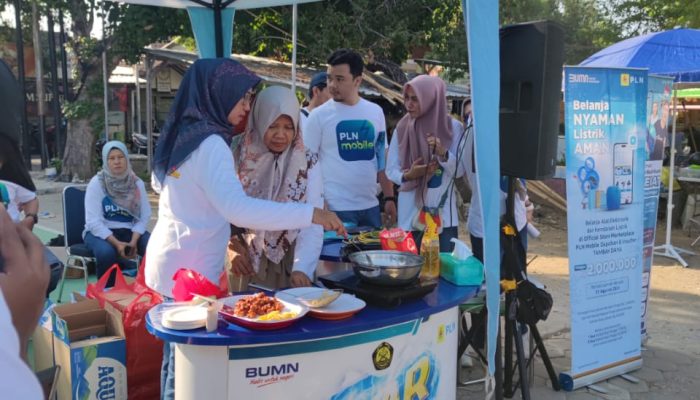 Pemasaran Bersama PLN UP3 Madiun, Rayakan Hari Pelanggan Nasional di Car Free Day Madiun