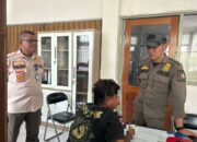 Satpol PP Bojonegoro Tertibkan Pengamen di Perempatan Jembatan Sosrodilogo