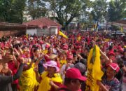 Kampanye Di- kelurahan Paceda Ribuan Massa Antusias Orasi GM – WIN, Terkait Visi – Misi Dan Program Kerja Kedepan.