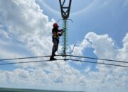 Nataru: Dukung Kelistrikan, PLN Rampungkan SUTT 150 kV Kendawangan-Sukamara.