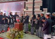 Prosesi Persemayaman Api Abadi Kayangan Api di Alun-alun Bojonegoro Berlangsung Khidmat
