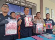 Polres Jombang mengamankan 3 pengedar narkoba dan ungkap titik Ranjauan
