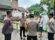 Antisipasi Banjir, Polres Jombang Koordinasi Pemasangan Pompa air