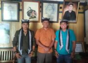 Pengurus PJI Bojonegoro, Sowan ke Tokoh Samin di Desa Margomulyo