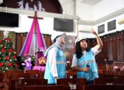 Dalam Momen Natal, Senyum Fani Srikandi PLN Penjaga Cahaya Perayaan Natal dan Tahun Baru