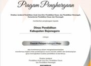Dinas Pendidikan Bojonegoro Raih Penghargaan Kategori Daerah Pelopor Predikat Daerah Maju