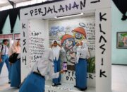 Para Siswa Kunjungi Pameran Lukisan di PSKB, Apresiasi Karya Pelukis Bojonegoro