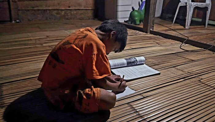 Dalam Momentum Tahun Baru, Pemerintah Hadir dan Wujud Keberhasilan PLN Melistriki 99,92 Persen Desa di Seluruh Indonesia