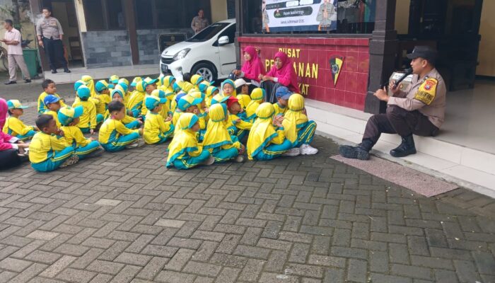 Polsek Sumberrejo di Gruduk Murid TK, Ini Alasannya!!