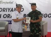 Peluncuran Buku, Hadiah Terindah Perpisahan Pj. Bupati Adriyanto : “Adriyanto Mendadak Jadi Orang Bojonegoro”