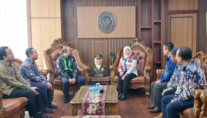Upaya Percepat Pembangunan Proyek Strategis Nasional, PT PLN (Persero) UIP JBTB Lakukan Audiensi dengan Kejaksaan Tinggi Jawa Timur