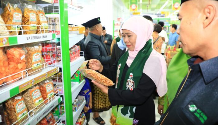 Kunjungi BMT NU Ngasem Bojonegoro, Gubernur Khofifah : Jadi Referensi Sebagai Holding Koperasi