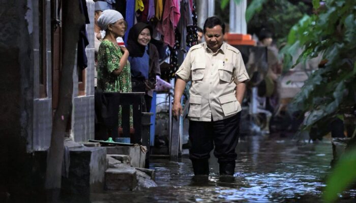 Peduli Korban Banjir, Presiden Prabowo Subianto:Pemerintah Akan Terus Hadir dan Ambil Tindakan Nyata