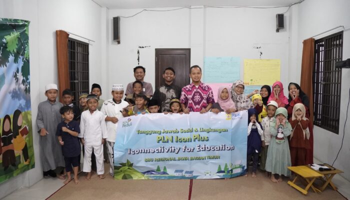 PLN Icon Plus Perkuat Komitmen Sosial, Bantu Pendidikan & Kesejahteraan Santri dan Yatim di Kota Surabaya