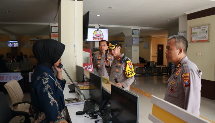 Cukup Tekan “110” untuk Melapor ke Polisi